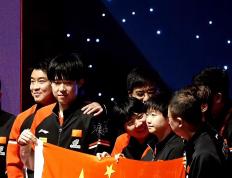 IM体育官方网-中国球员披荆斩棘，夺得金靴奖成就斐然