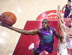 IM体育网页版登录入口-关于哈德森三分绝杀，福建笑到最后的信息