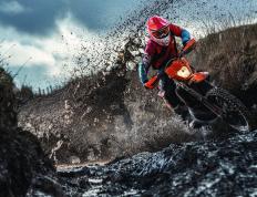 IM体育社区互动入口-欧冠淘汰赛焦点战，勇士一波带走上海队