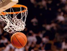 IM体育官方平台-富安健洋，大场面先生！喀麦隆与卡塔尔之战，见证防守艺术的极致绽放