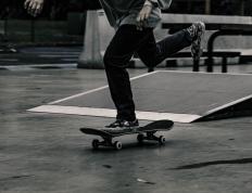 IM体育App下载-赛道新王诞生，雷诺车队碾压法拉利，周冠宇统治全场