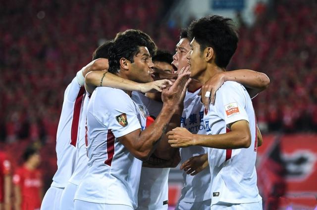 IM体育在线注册-关键时刻决胜利负，球队气势如虹