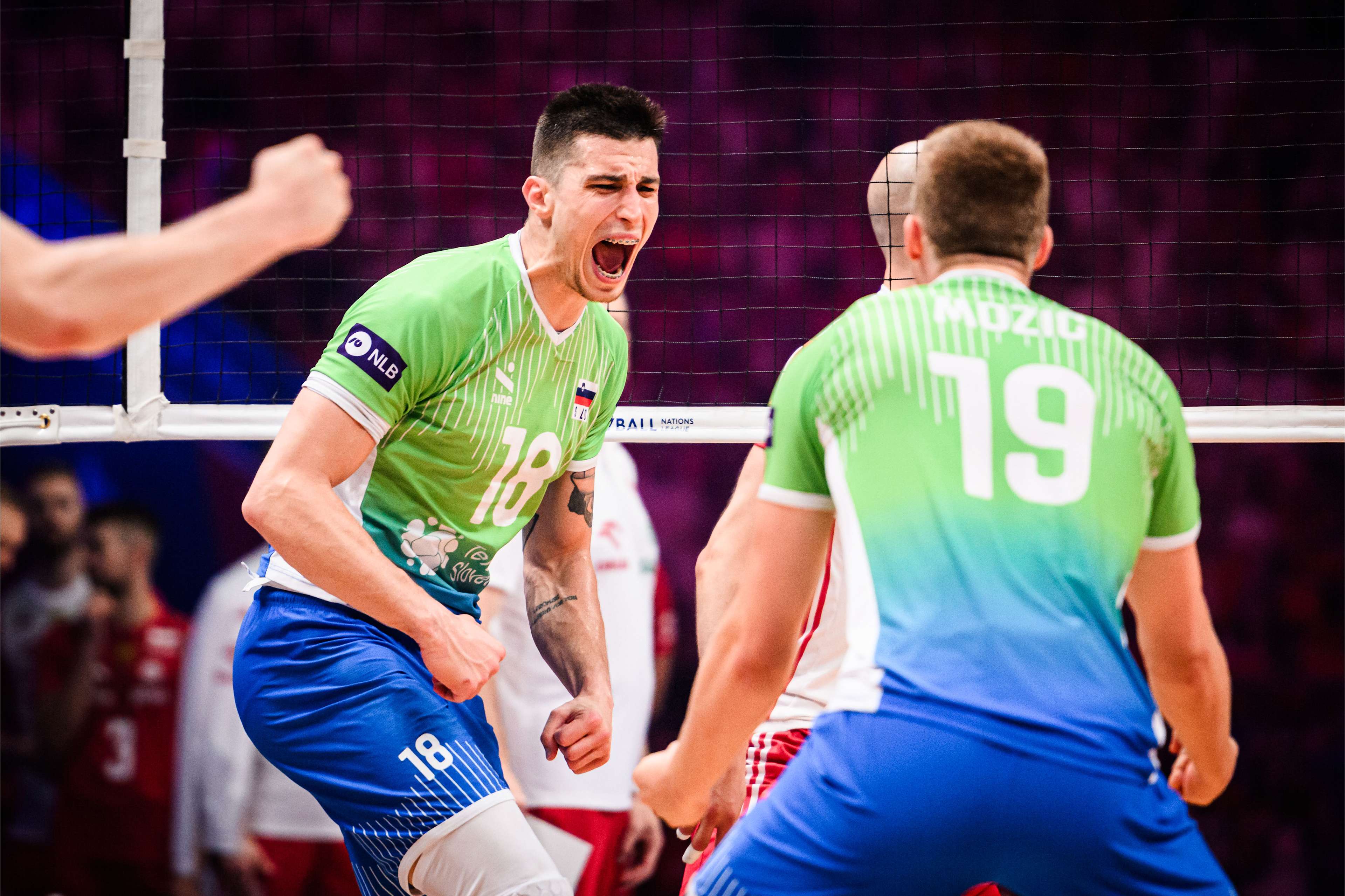 IM体育官方网-包含博洛尼亚客场战平亚特兰大，保持不败记录的词条