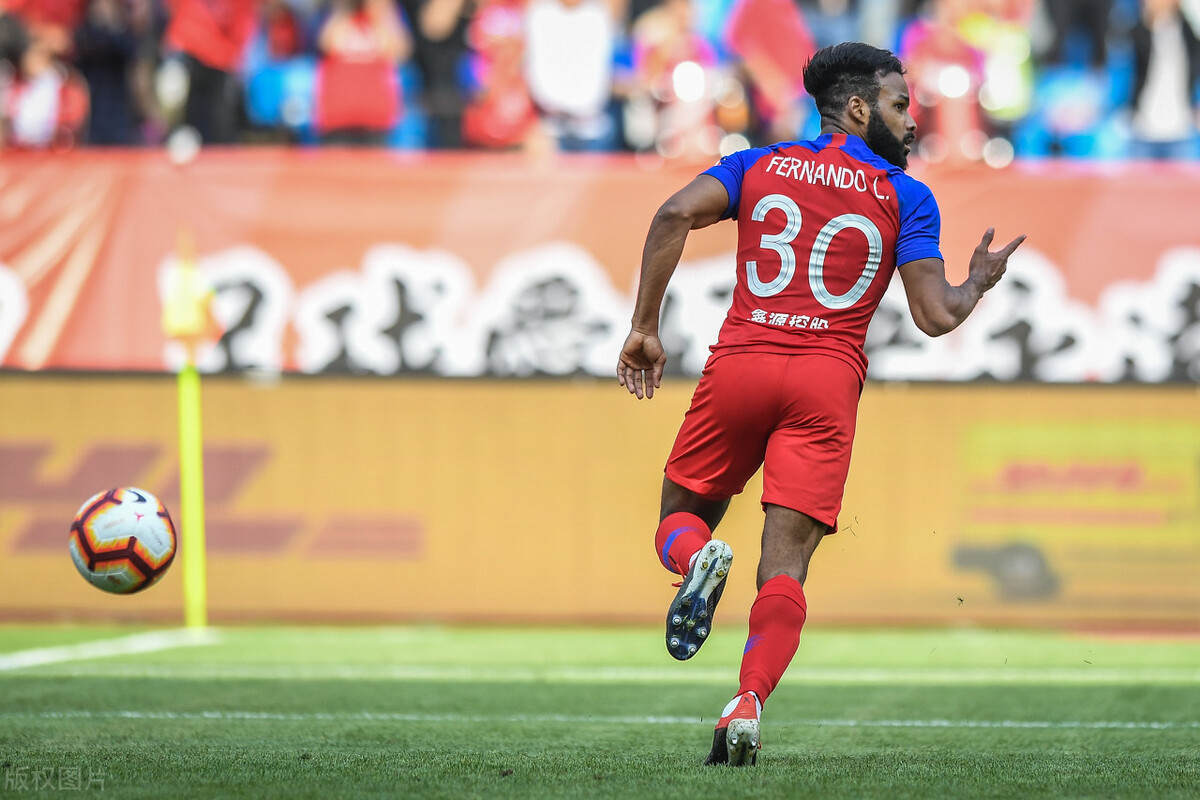 IM体育赛事直播入口-包含重庆客场不败，保级前景一片光明的词条