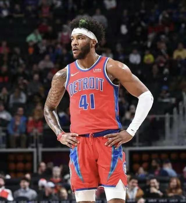 IM体育官方平台-关于低开高走，球队实现逆袭晋级下一轮的信息