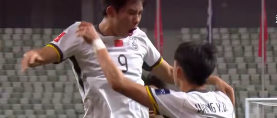 IM Sport-精彩对决：中国队在比赛中展现出色技艺的简单介绍