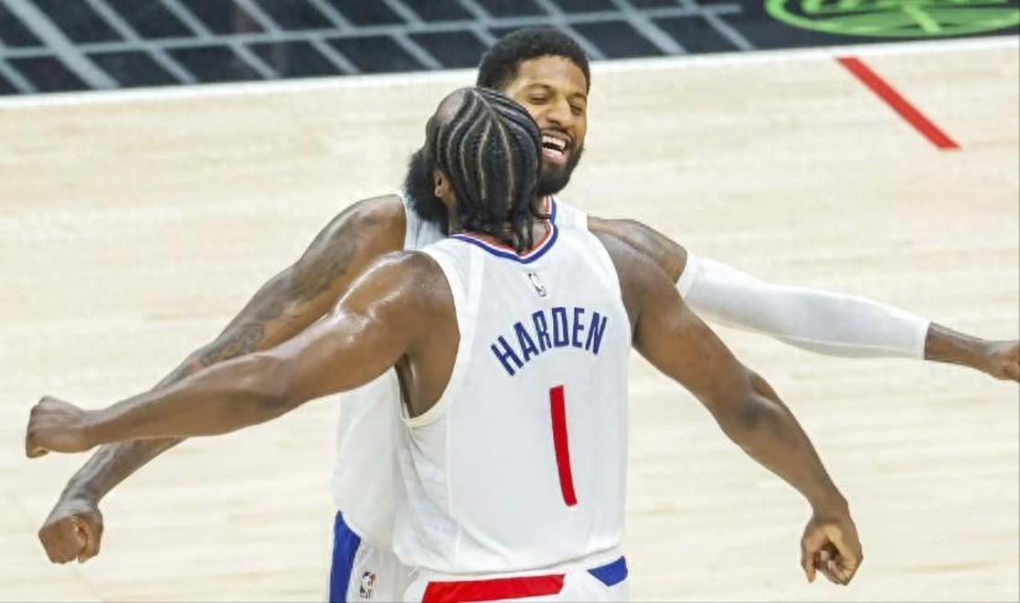 IM体育官方网站-包含国王逆转雄鹿B队，恩比德爆发神勇的词条