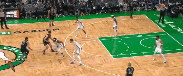 IM体育-雷霆翻盘魔术，塔图姆点燃赛场的简单介绍