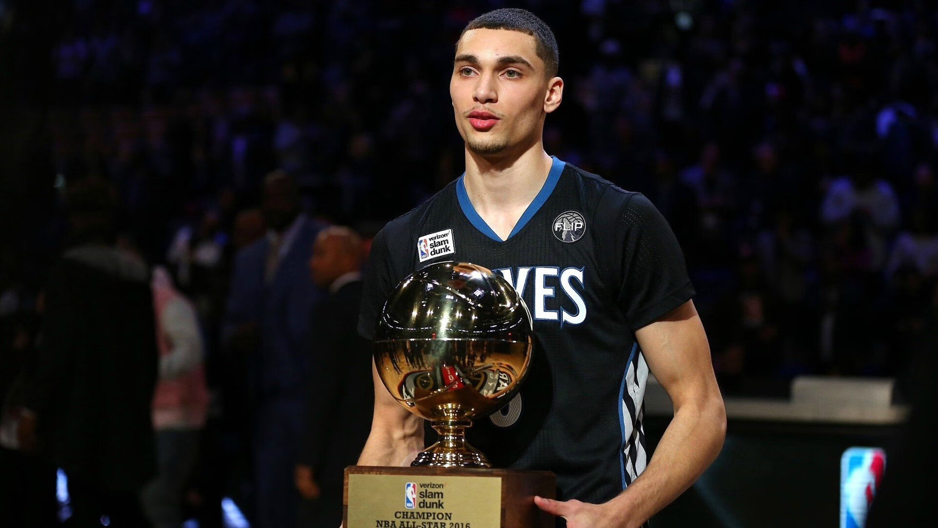 IM体育数据分析平台-萨拉赫一剑封喉,伊朗横扫新西兰展露亚洲足球新格局