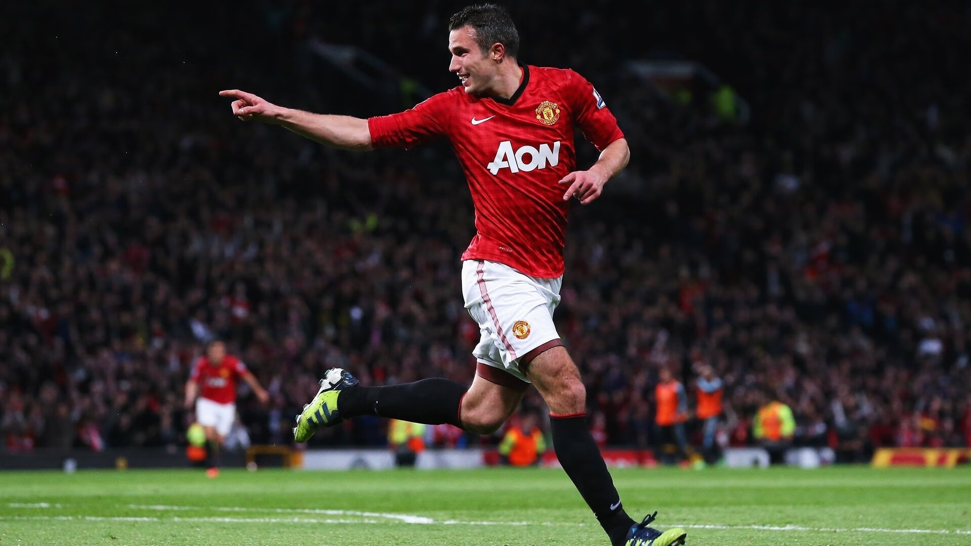 IM体育App下载-当战术的鹈鹕遇上雄鹰的利爪，贝恩如何在欧冠淘汰赛的临界点完成降维打击